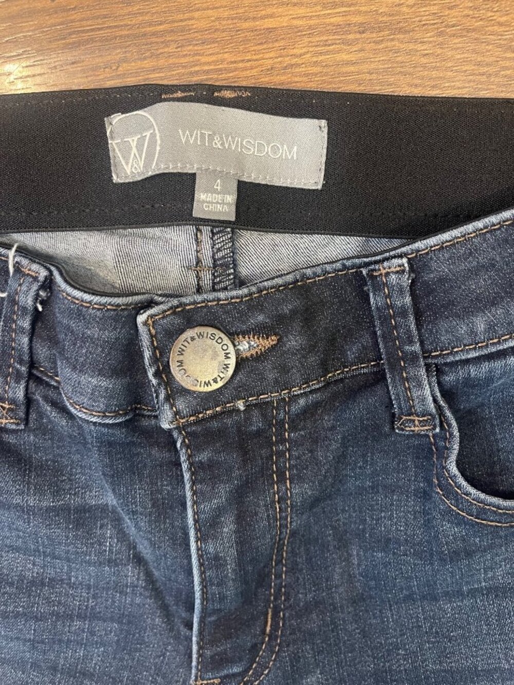 Wit & Wisdom Skinny Jeans Sz 4 - Picture 2 of 9